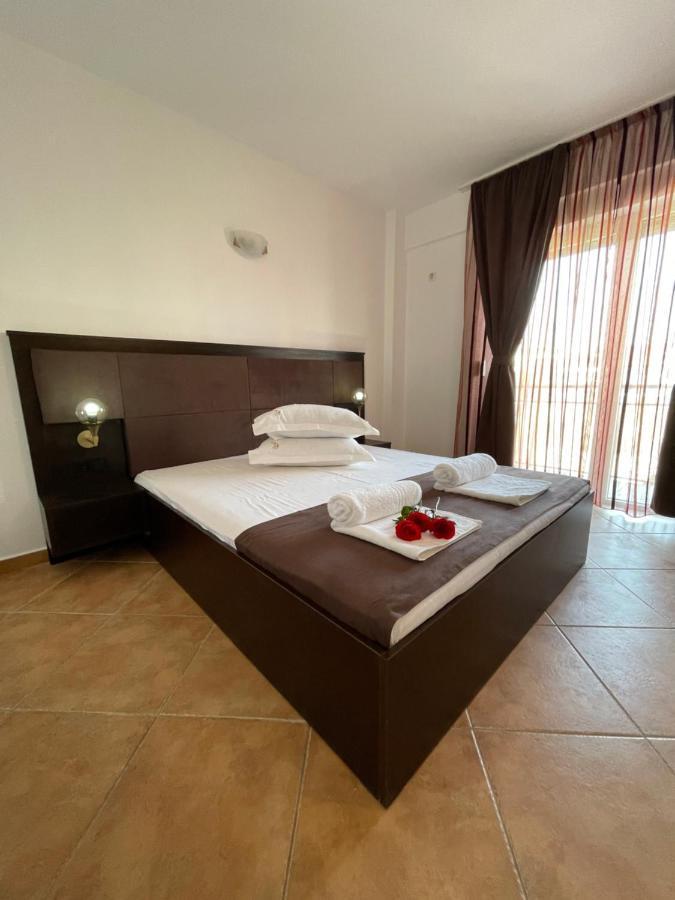 Ametist Casa Leului Hotel Navodari Exterior photo